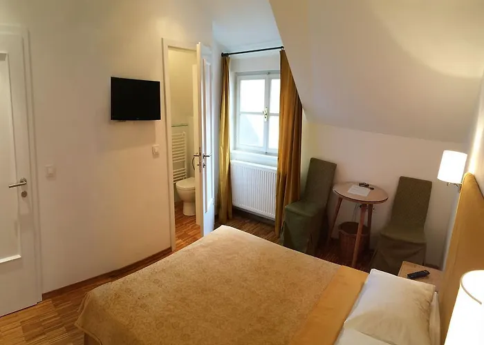 Petra Varl Отель типа 