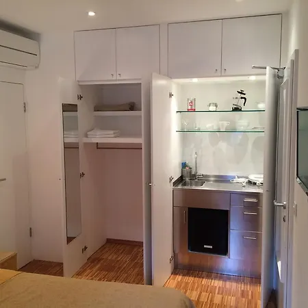 Couette-café Petra Varl